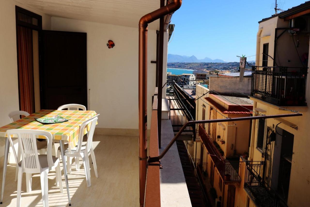 Casa Trio Apartments Кастелламмаре-дель-Голфо Экстерьер фото