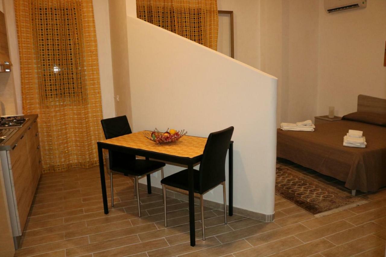Casa Trio Apartments Кастелламмаре-дель-Голфо Экстерьер фото